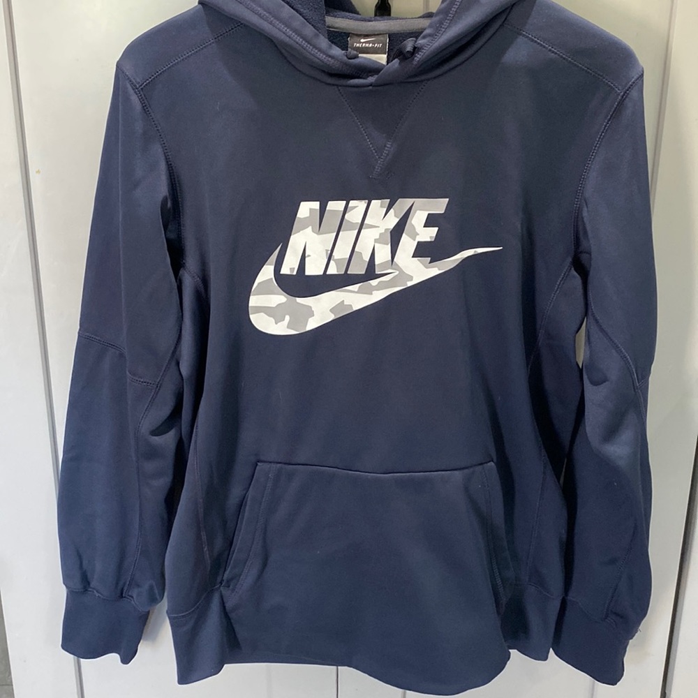 Nike Pull Over - image 1